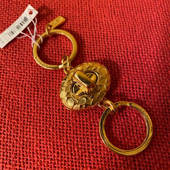 New Coach Gold Turn-Lock Key Ring